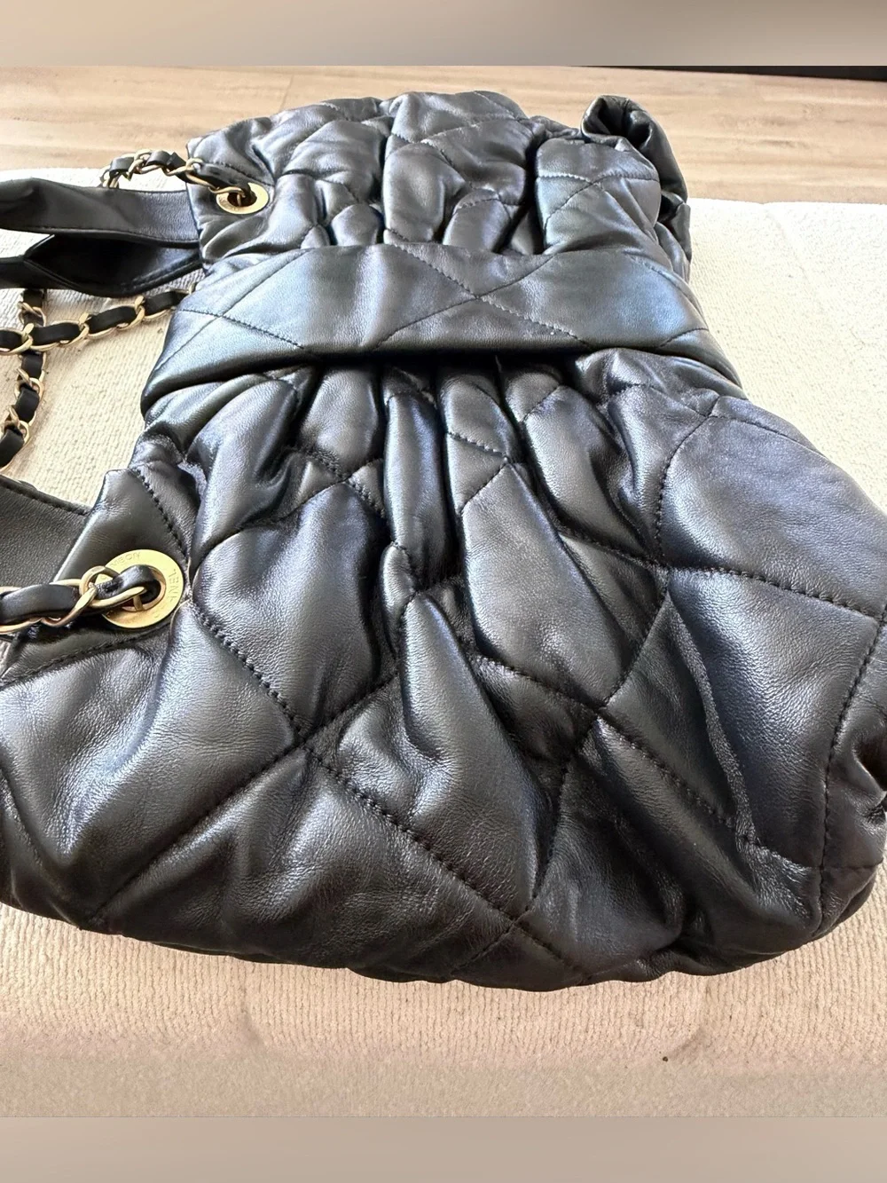 CHANEL 25k Bow Bag Medium Black Quilted Shoulder Bag with Gold CC